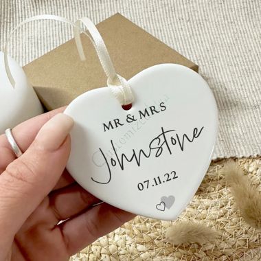 Personalised Hanging Tag, Ceramic Heart Plaque for Wedding Day, Mr & Mrs Wedding Gift