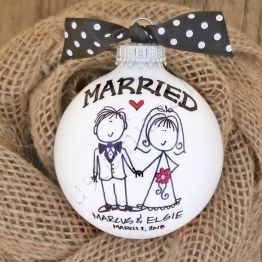 MARRIED/Engaged ORNAMENT