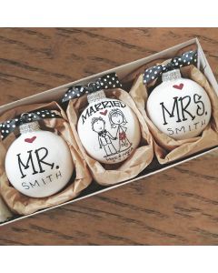 Personalized Married/Engaged MR & MRS ORNAMENT SET of 3